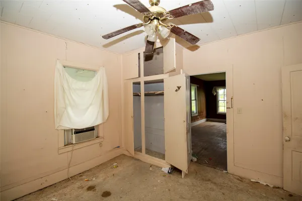 $115,000 | 509-511 South St Andrews Street, Weimar, TX 78962