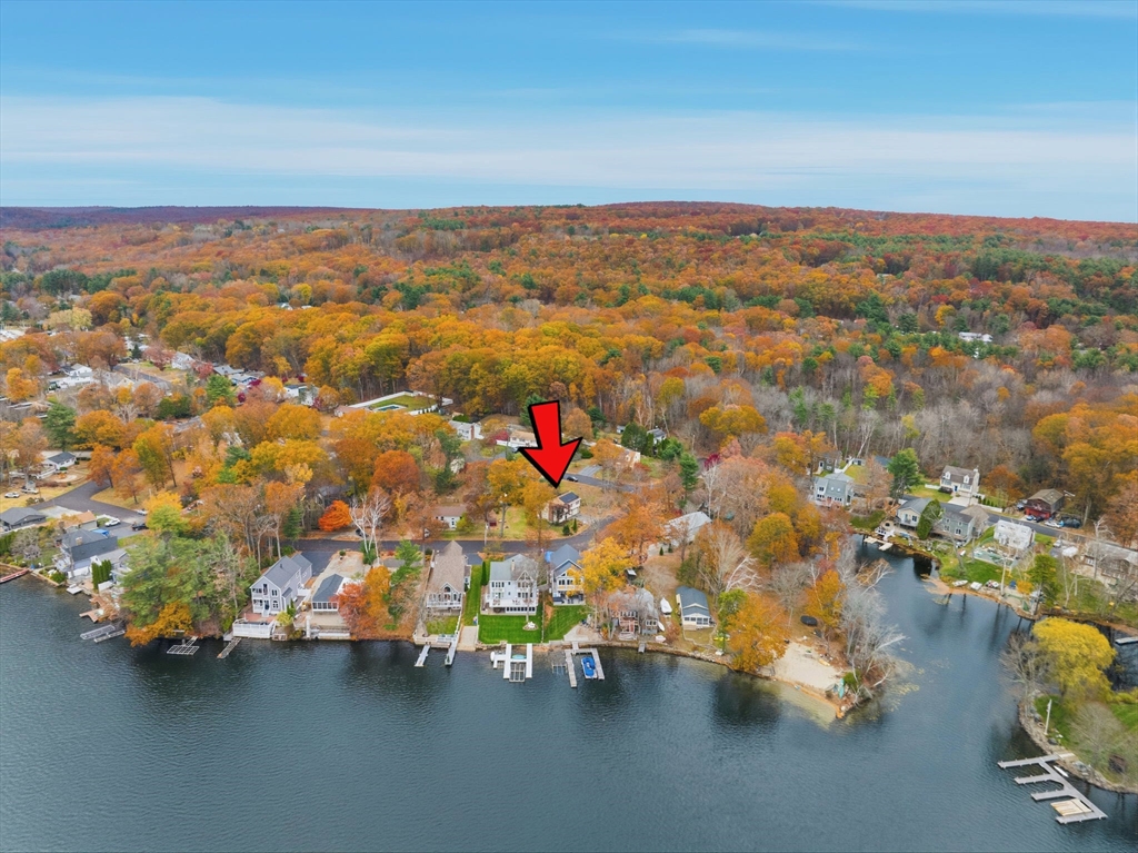 26 Wakefield Avenue Webster, MA 01570 - Photo 3 of 42 an aerial view of a houses with a ocean