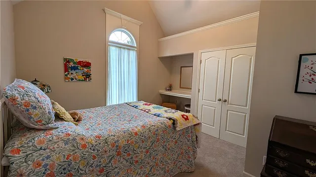 $749,500 | 1575 Oakwood Lane, Liberty, MO 64068