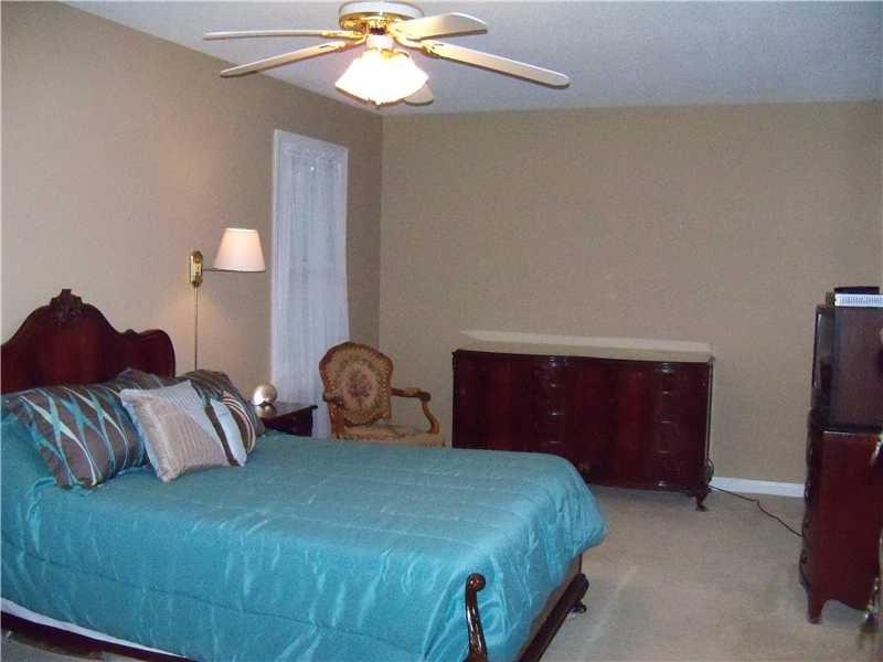 12028 Gray Road Carmel, IN 46033 - Photo 18 of 24 Gallery Image 18