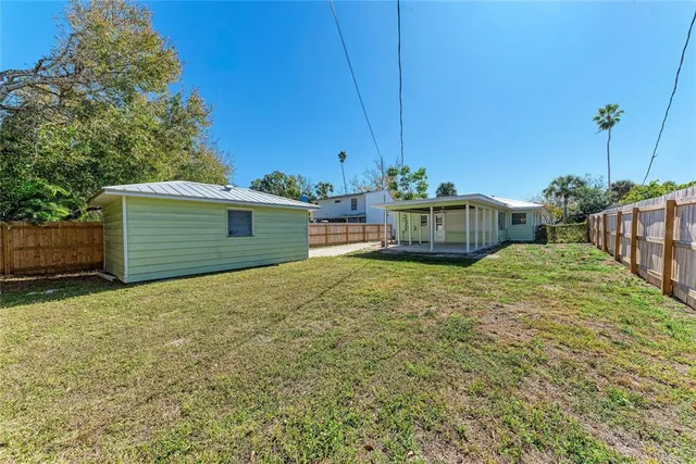 $2,500 | 2253 Arlington Street, Sarasota, FL 34239