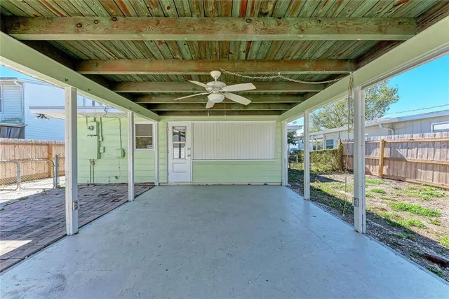 $2,500 | 2253 Arlington Street, Sarasota, FL 34239