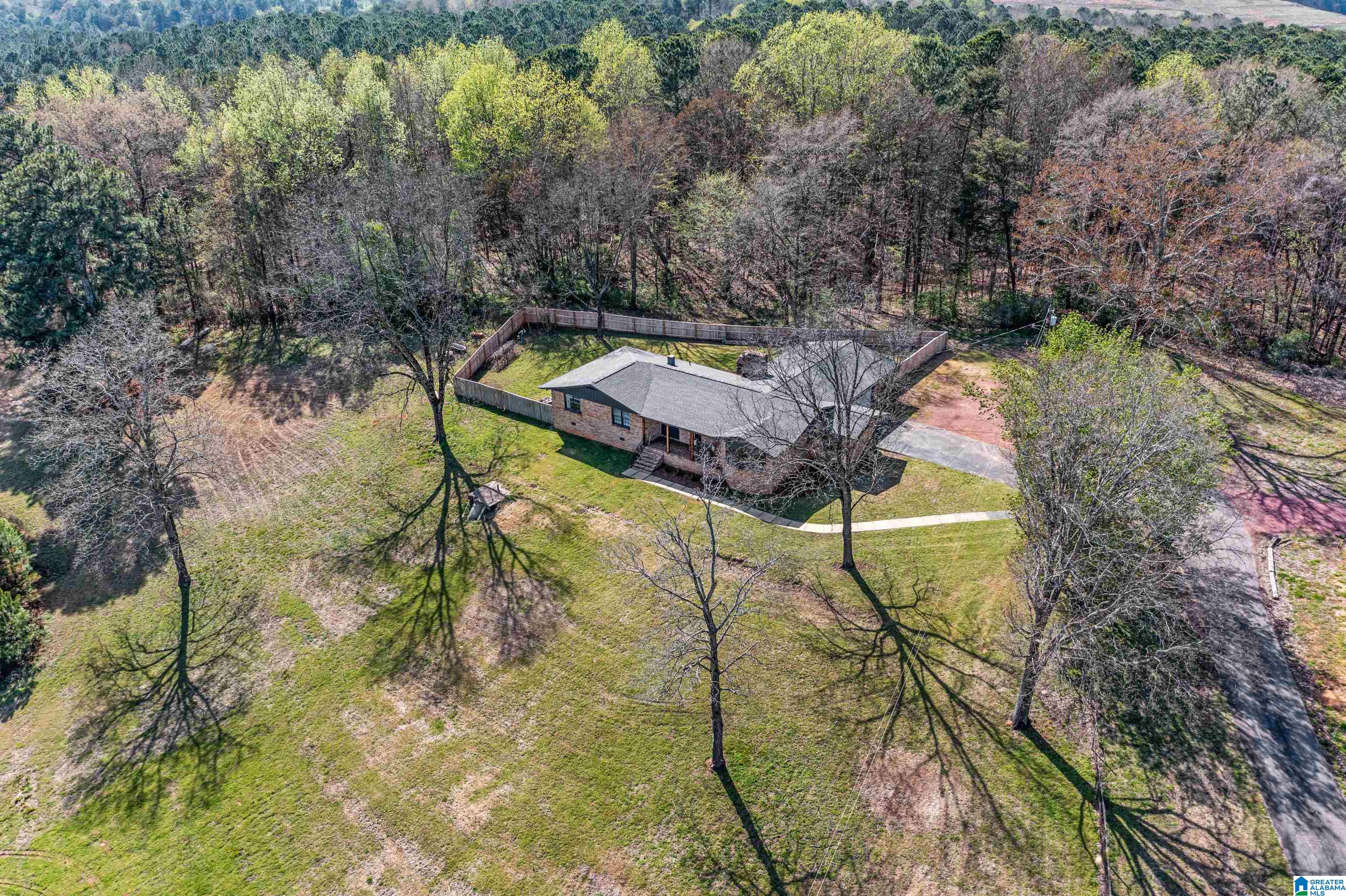 3230 Levan Road Fultondale, AL 35068 - Photo 4 of 46