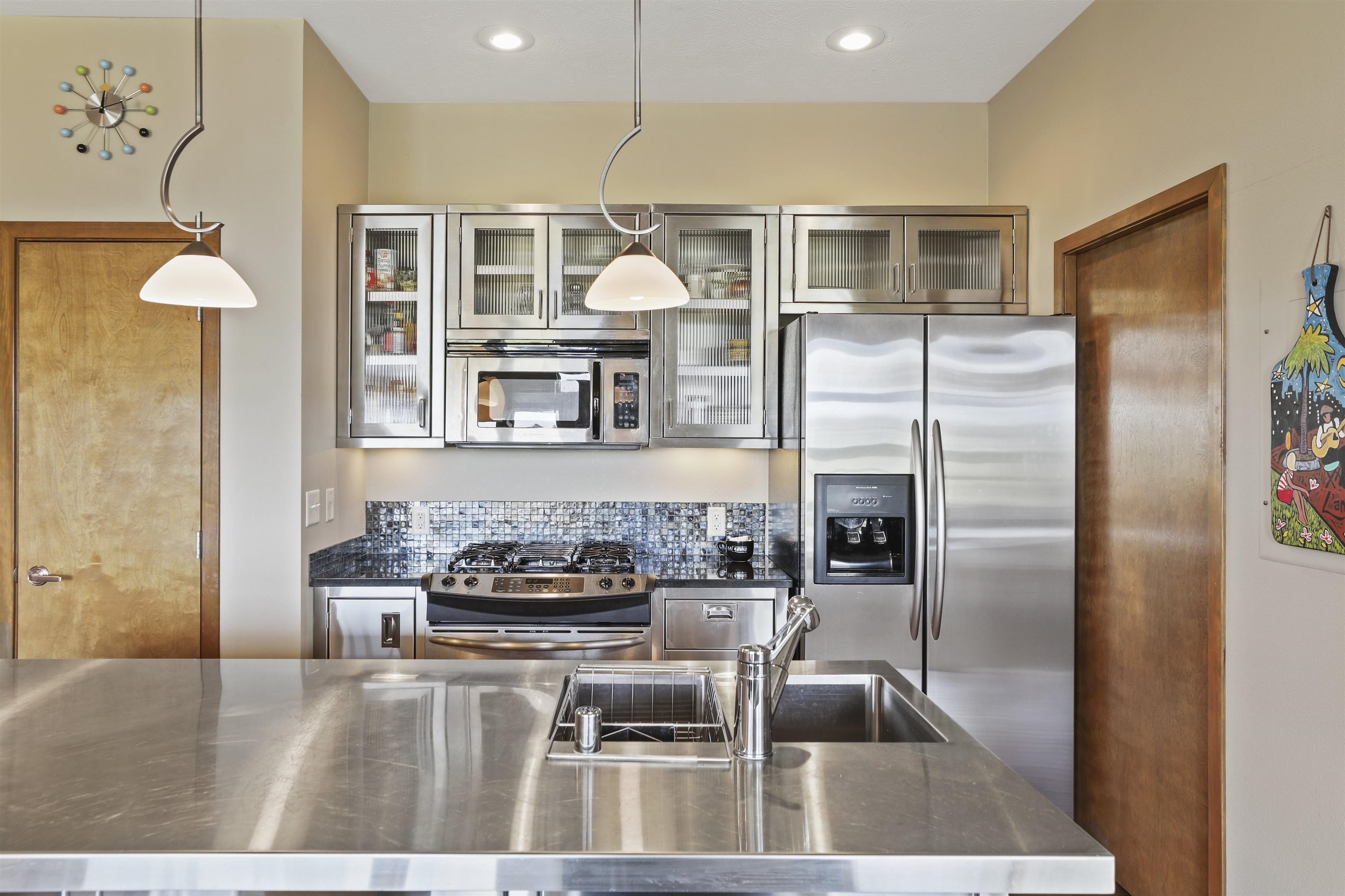1902 West Riverside Avenue, Unit 102 Spokane, WA 99201 - Photo 7 of 31