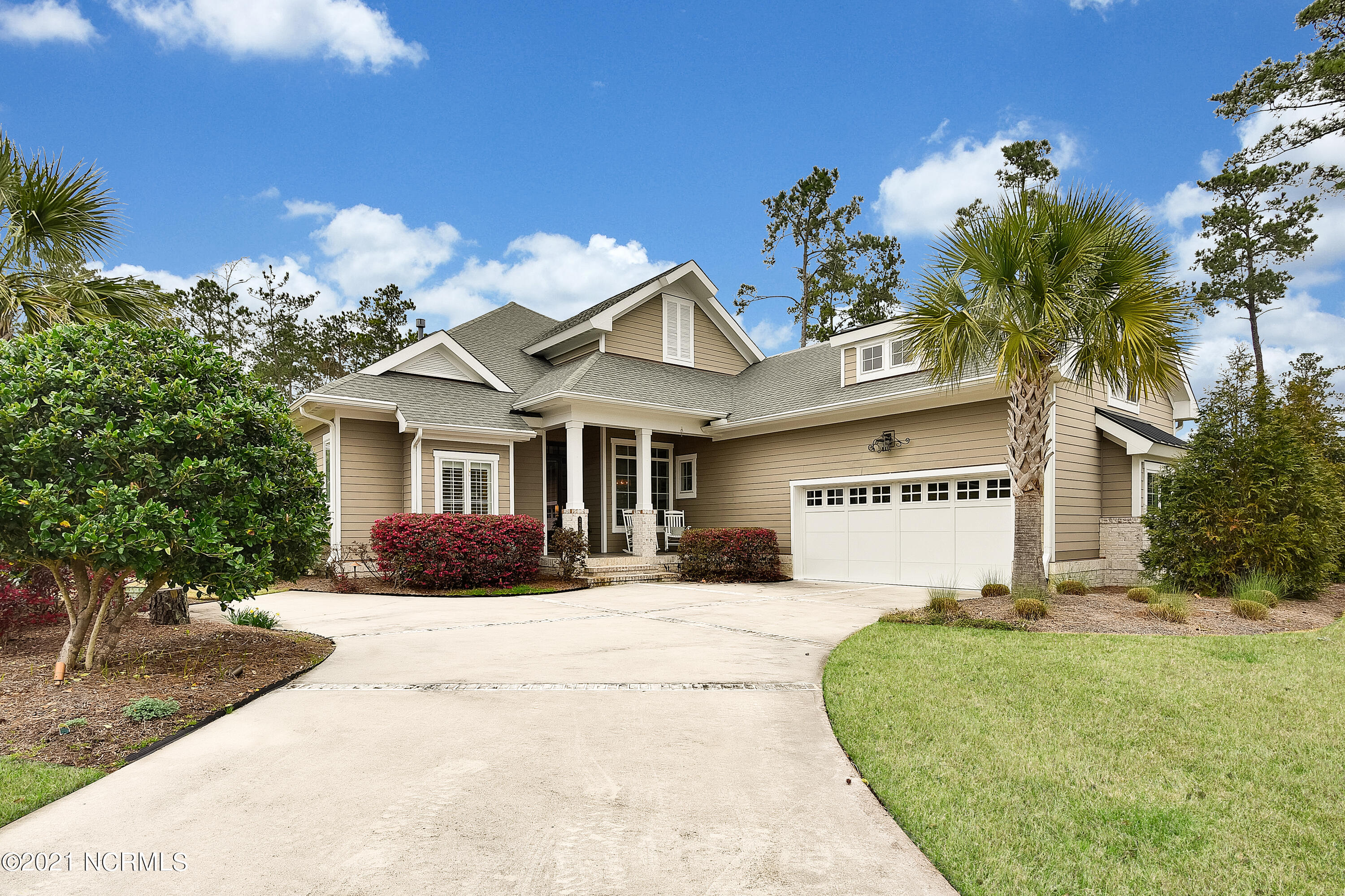 2000ChartwellCourt-01