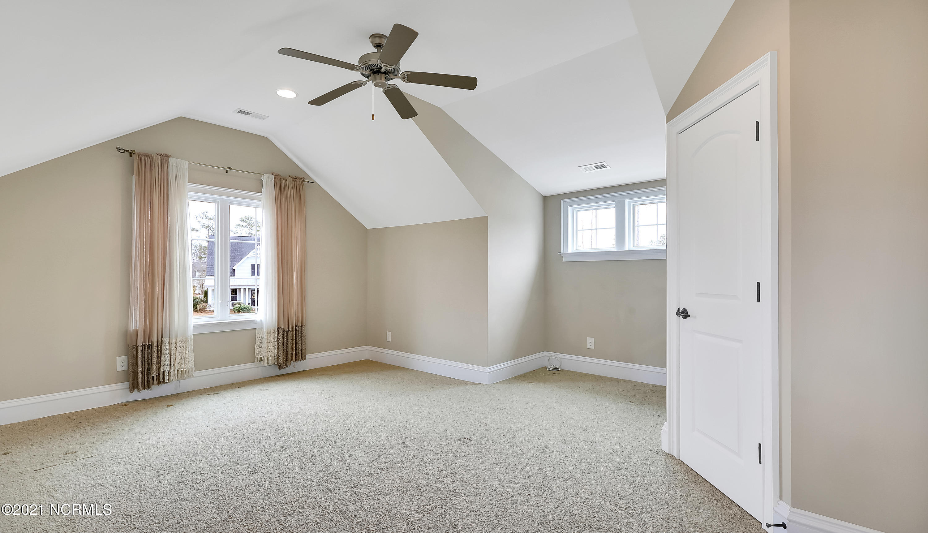 2000 Chartwell Court Leland, NC 28451 - Photo 45 of 57 2000ChartwellCourt-30