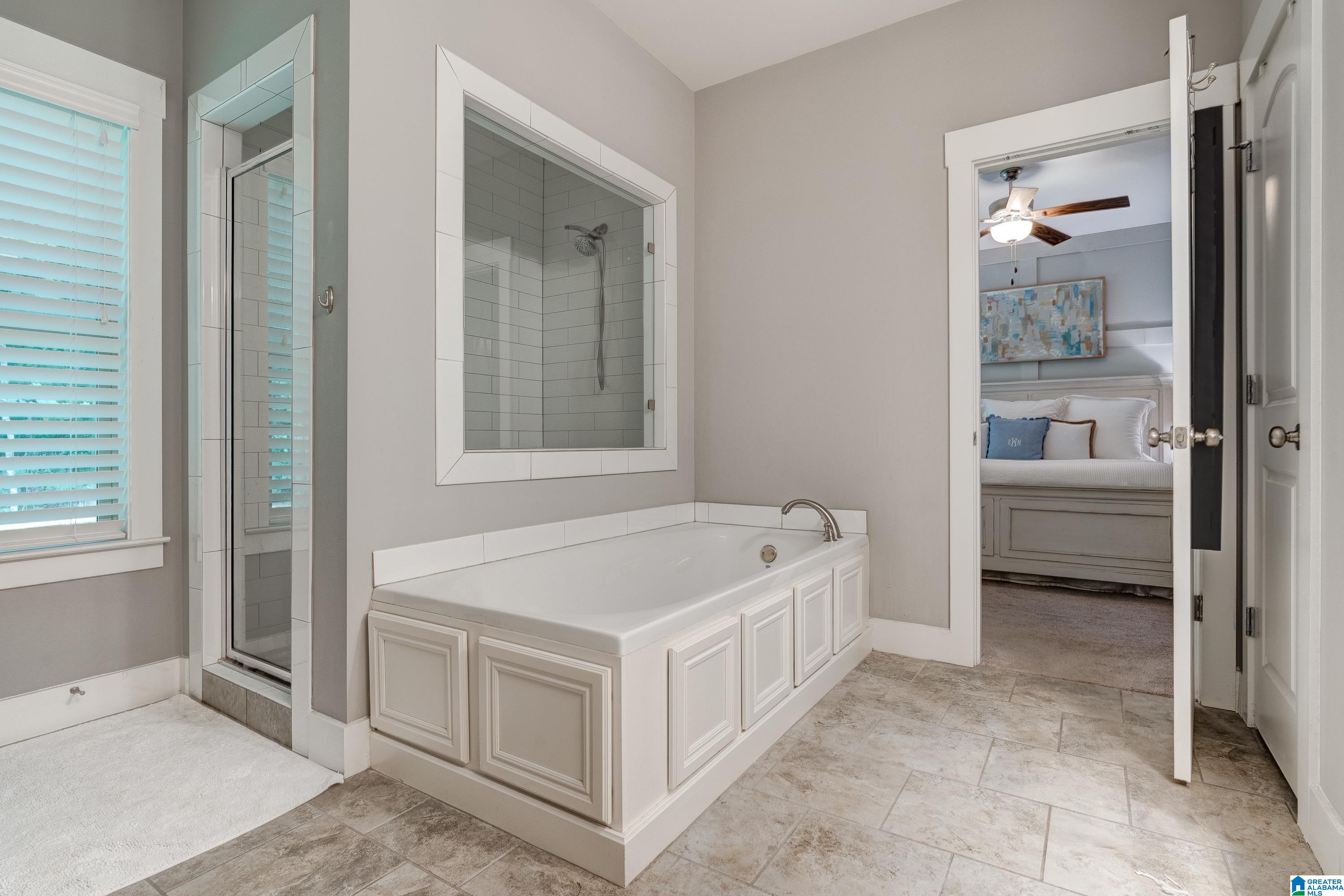 876 Valley Circle Leeds, AL 35094 - Photo 22 of 35