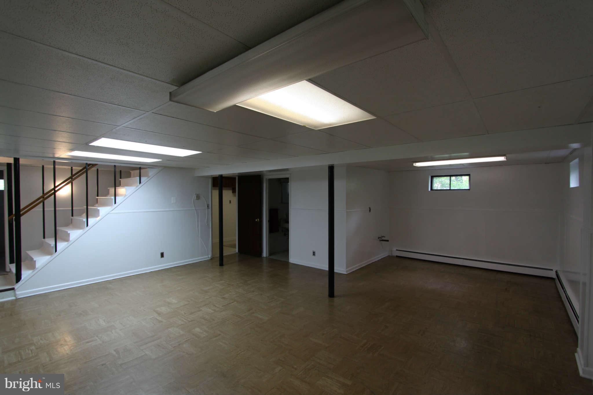 5049 St Barnabas Road Temple Hills, MD 20748 - Photo 22 of 30 Family Room