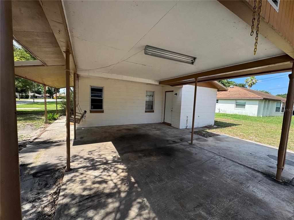 307 North Lake Reedy Boulevard Frostproof, FL 33843 - Photo 3 of 15