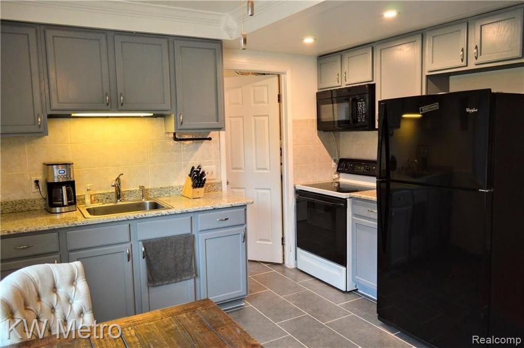 48411 West Ranch Drive Chesterfield, MI 48051 - Photo 4 of 16