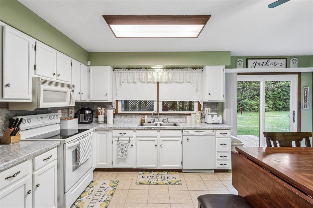 2920 Mercer Road New Castle, PA 16105 - Photo 9 of 32