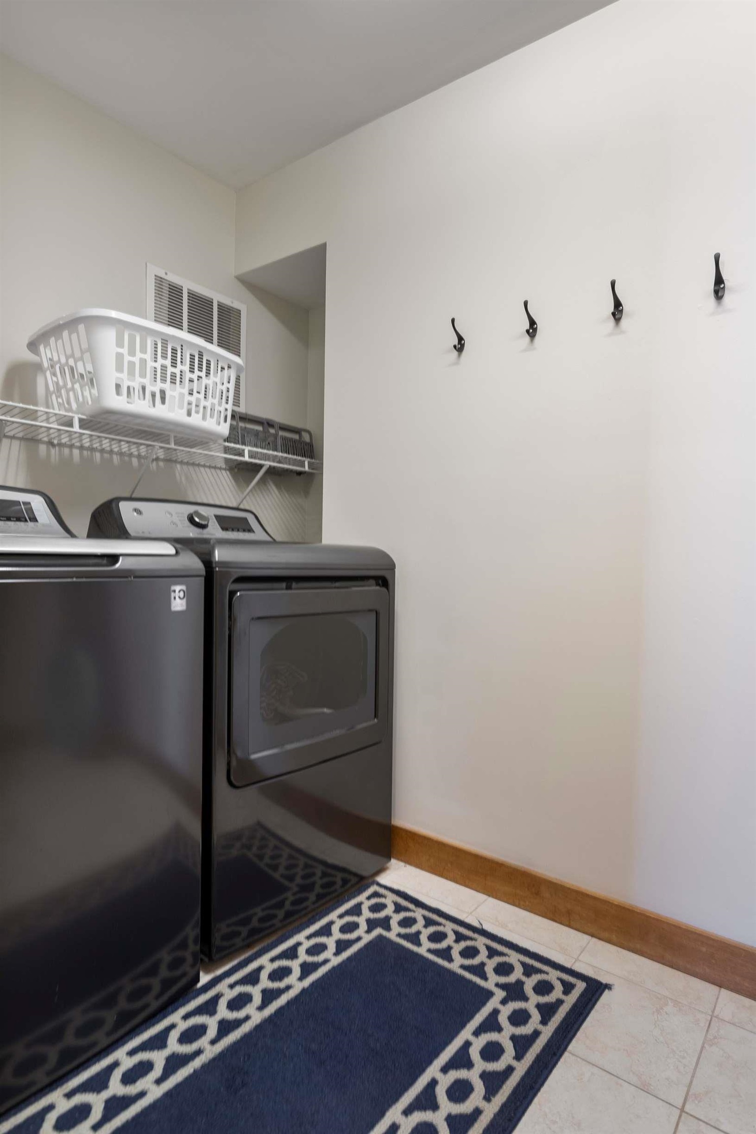 263 Long Sands Road, Unit 2 York, ME 03909 - Photo 39 of 40