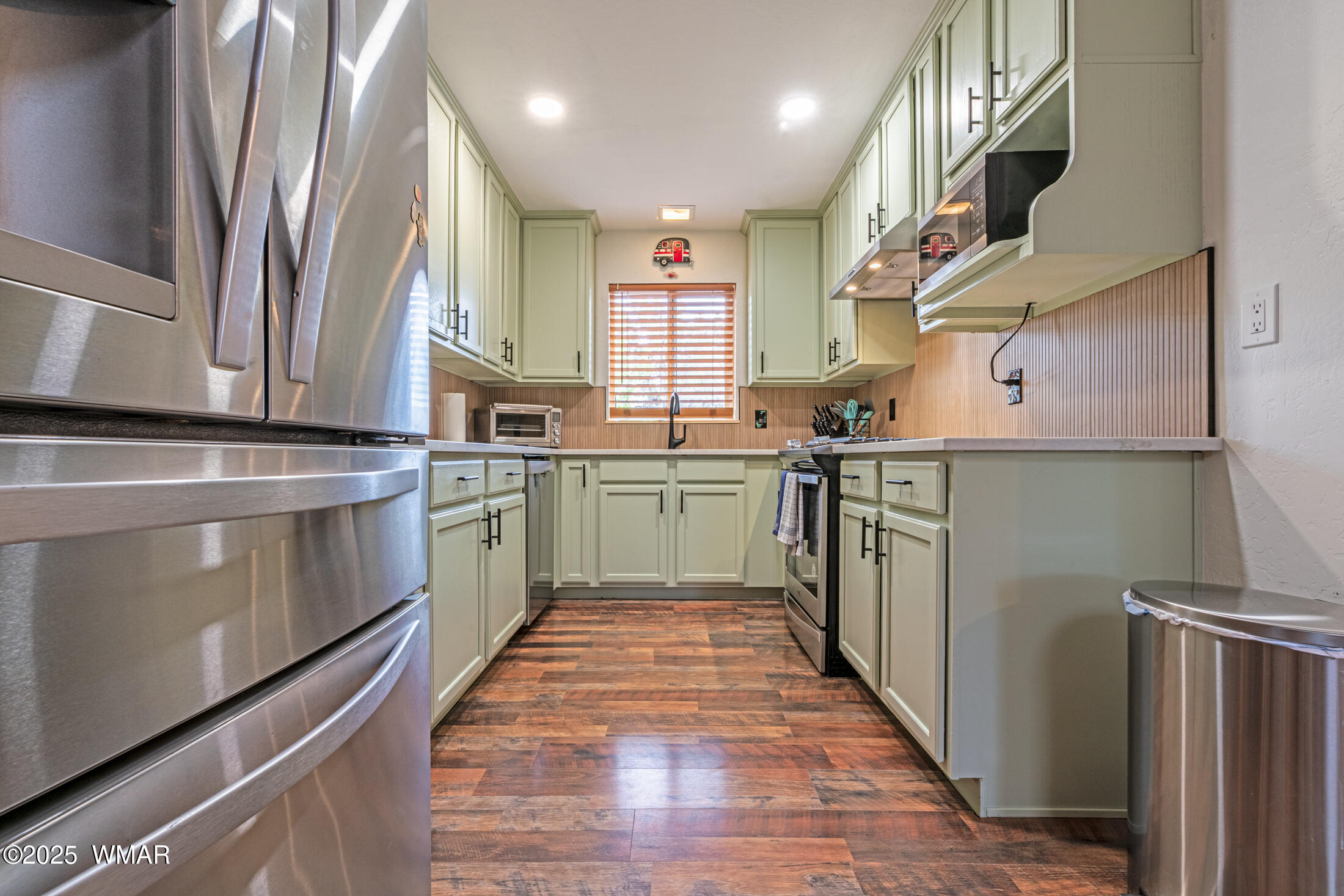 703 Backwoods Trail Lakeside, AZ 85929 - Photo 12 of 31 kitchen