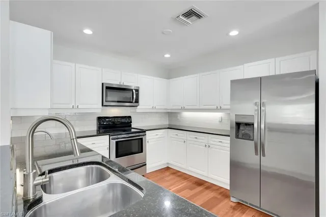 $775,000 | 123 Napa Ridge Way, Naples, FL 34119