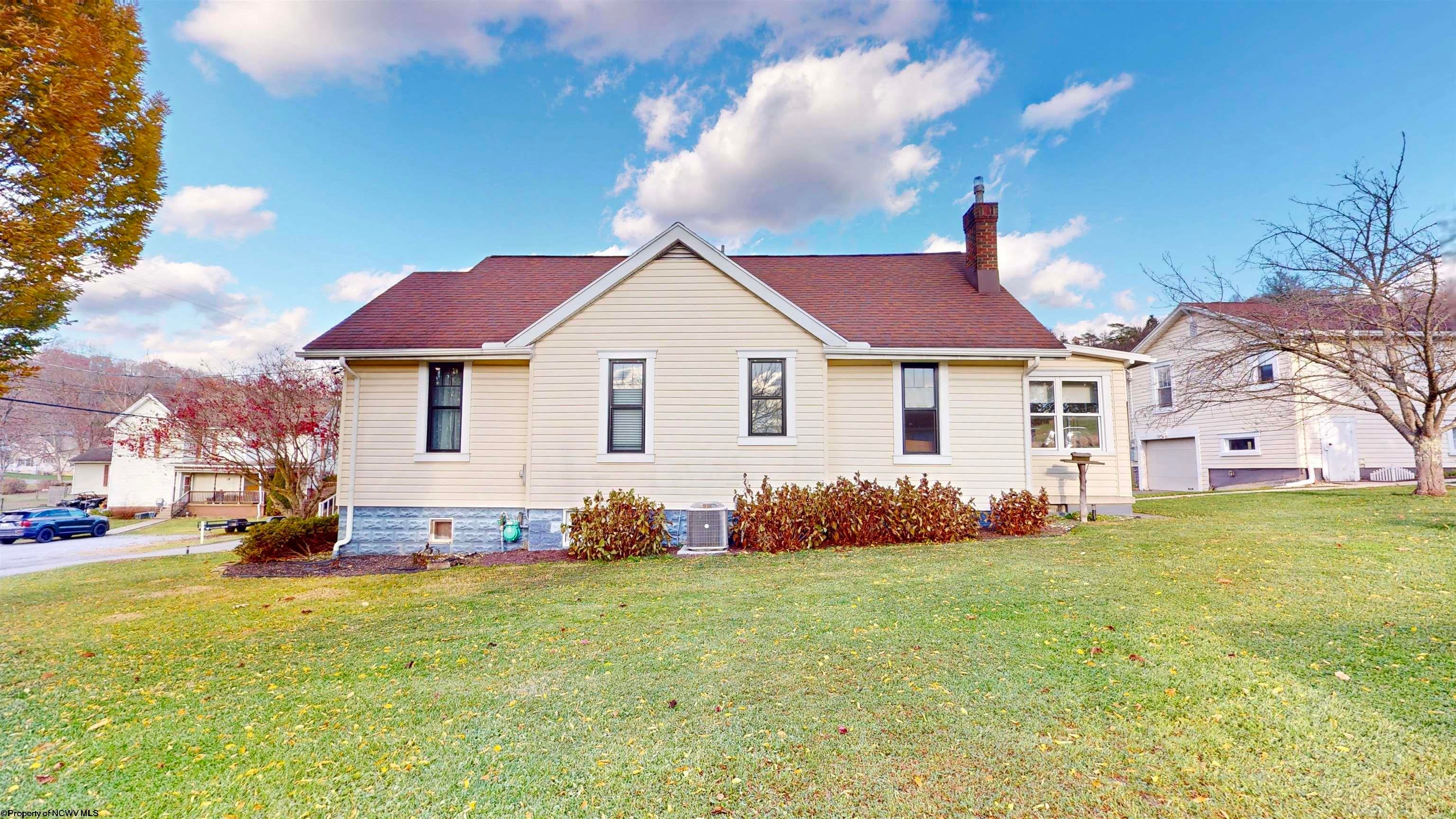 74 Haymond Road Grafton, WV 26354 - Photo 3 of 48 Gallery Image 3