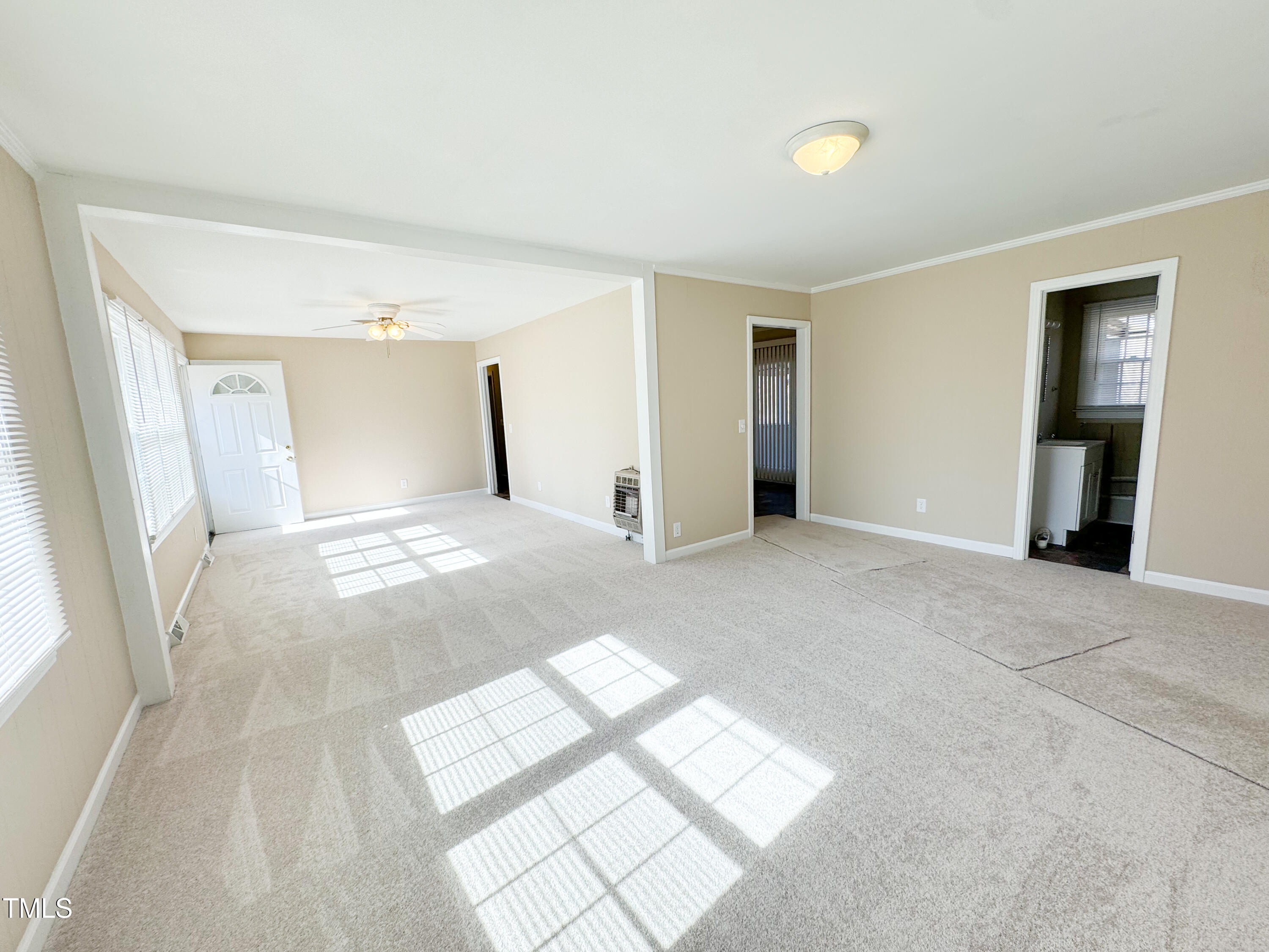 314 Lawrence Street Roxboro, NC 27573 - Photo 5 of 22 E1C75516-D79E-431D-B797-179DF132482E