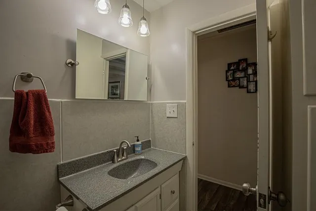 $200,000 | 7704 East 50th Terrace, Kansas City, MO 64129