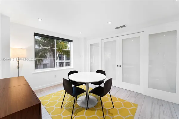 $3,200 | 1460 Ocean Drive, Unit 307, Miami Beach, FL 33139