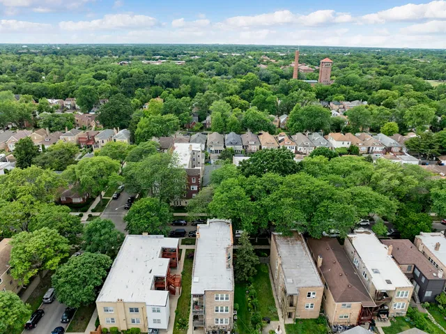 $780,000 | 5706 North St Louis Avenue, Chicago, IL 60659