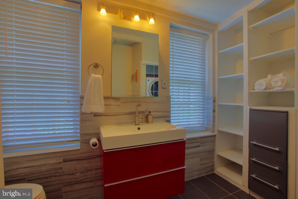 357 Reno Street Philadelphia, PA 19123 - Photo 13 of 22 Gallery Image 13