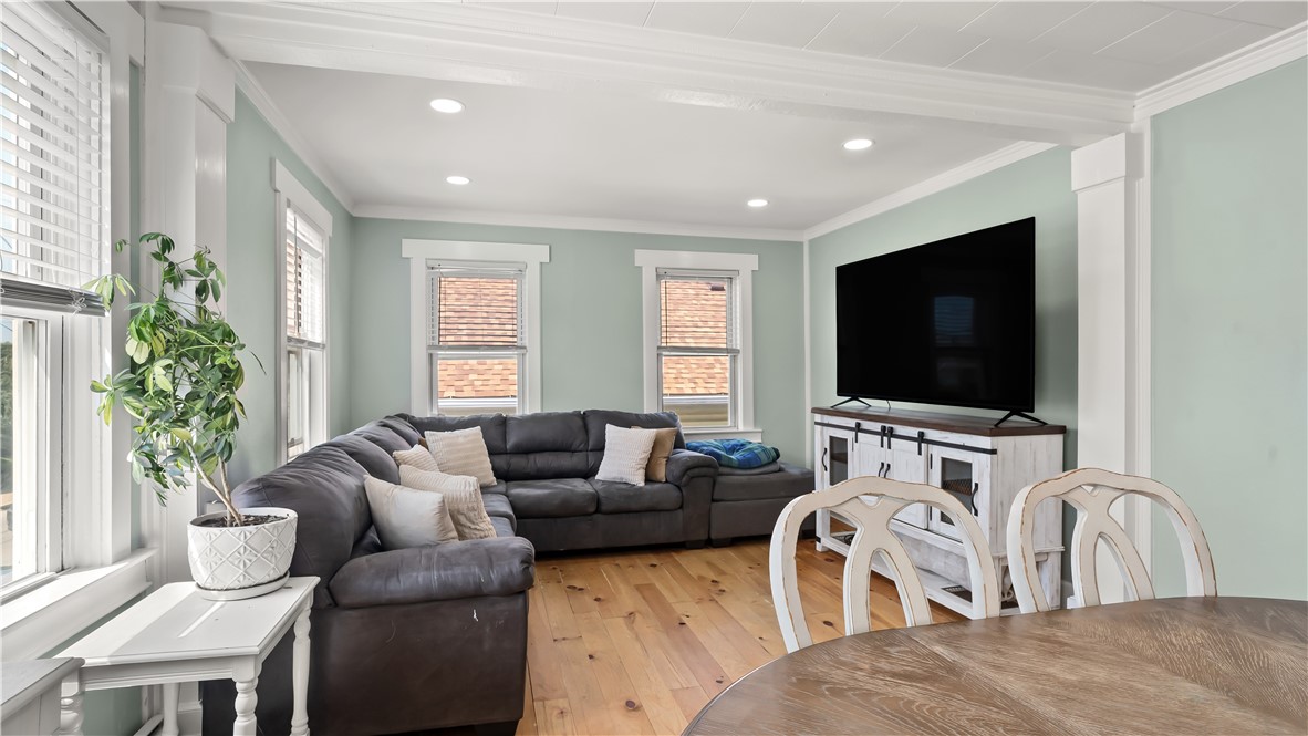 551 Pond Street Woonsocket, RI 02895 - Photo 21 of 38