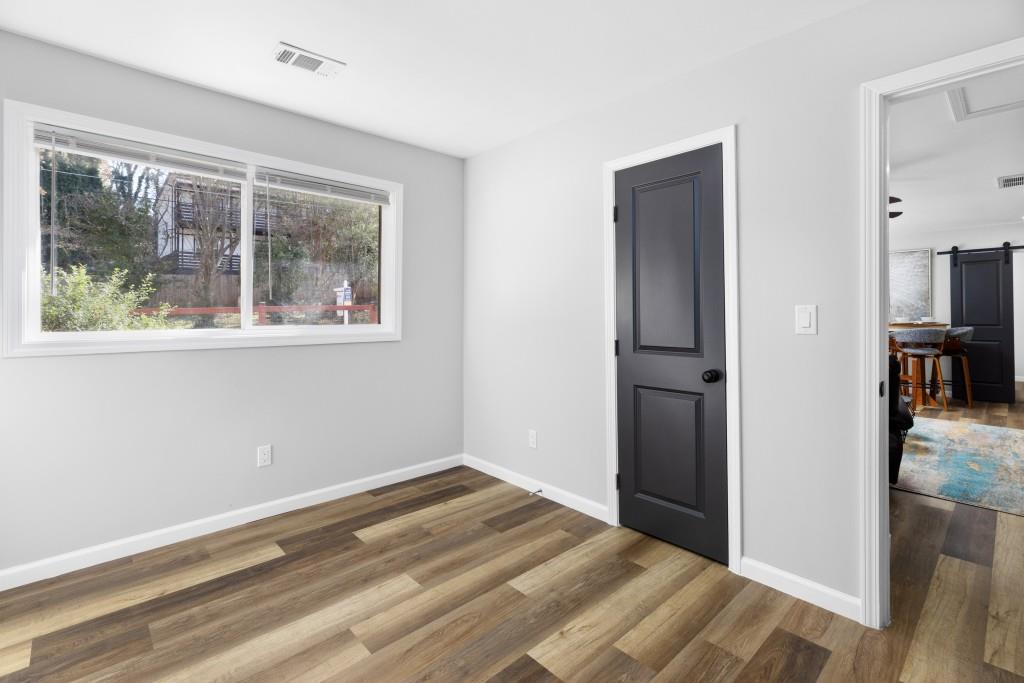 2103 Kipling Circle Southeast Atlanta, GA 30315 - Photo 33 of 48
