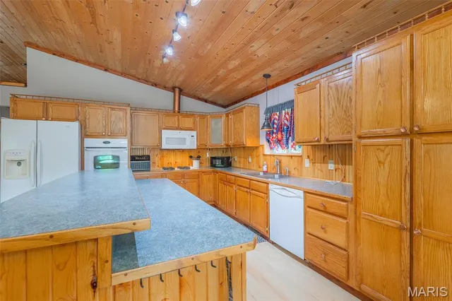 $345,000 | 477 Wayne 335, Patterson, MO 63956