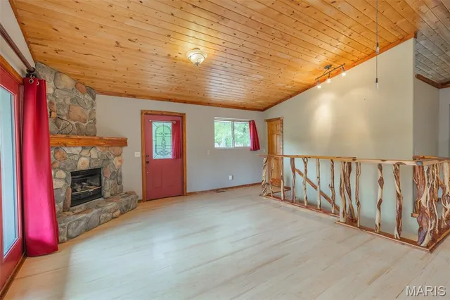 $345,000 | 477 Wayne 335, Patterson, MO 63956