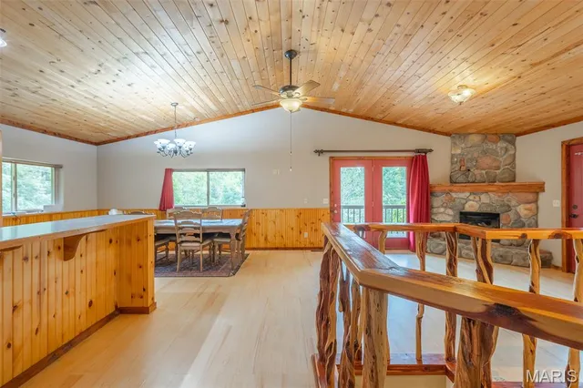 $345,000 | 477 Wayne 335, Patterson, MO 63956