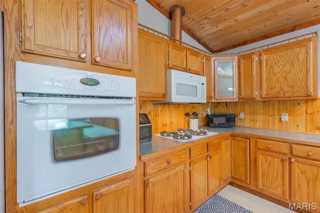 $345,000 | 477 Wayne 335, Patterson, MO 63956