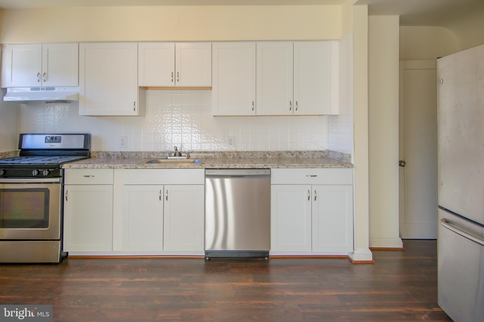 1651 Stonewood Road Baltimore, MD 21239 - Photo 8 of 24 Gallery Image 8