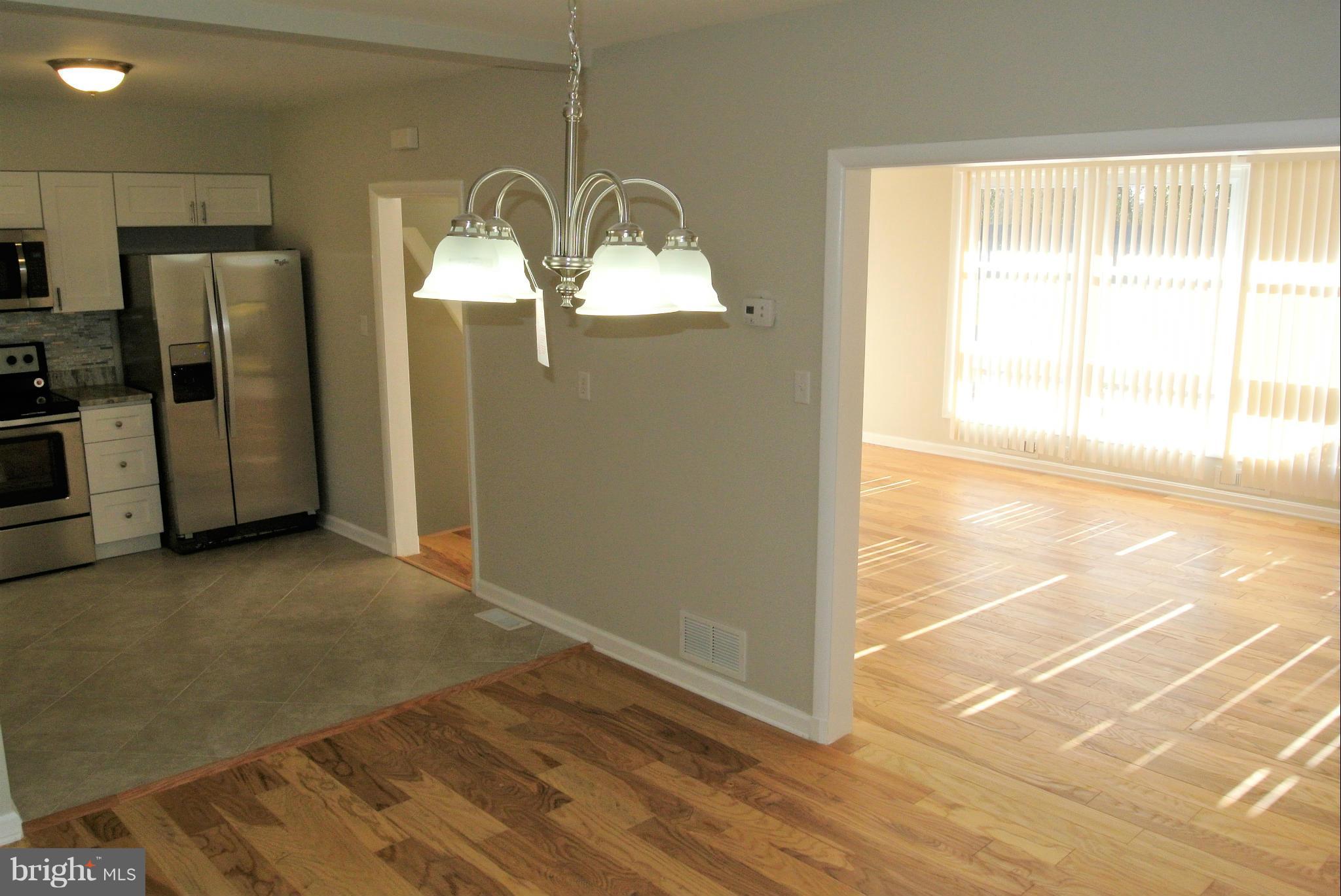 415 Nottingham Road Baltimore, MD 21229 - Photo 8 of 28 Dining Room