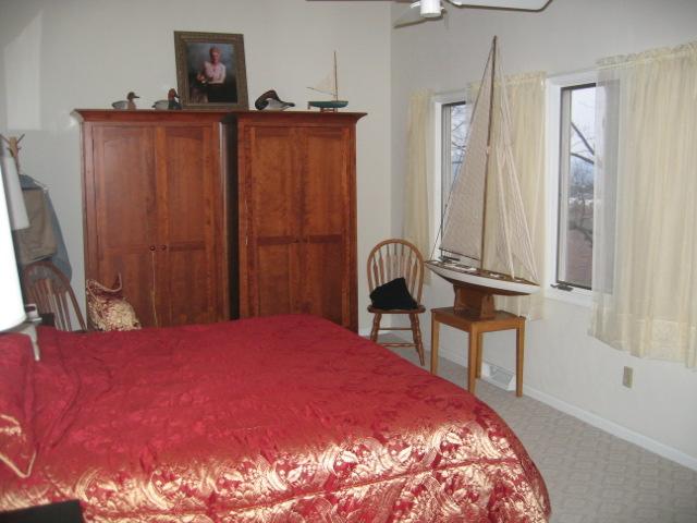 6273 Smokey Ridge Road Roanoke, VA 24018 - Photo 18 of 39 2nd Floor Bedroom