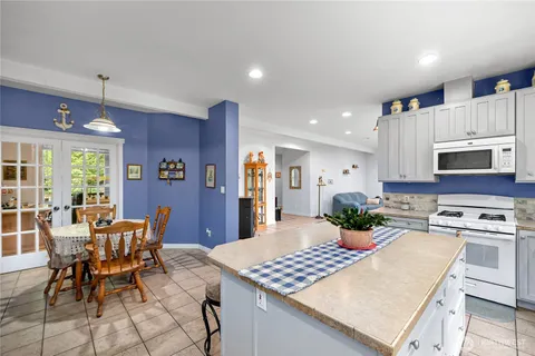 $875,000 | 9954 Peace Road, Blaine, WA 98230