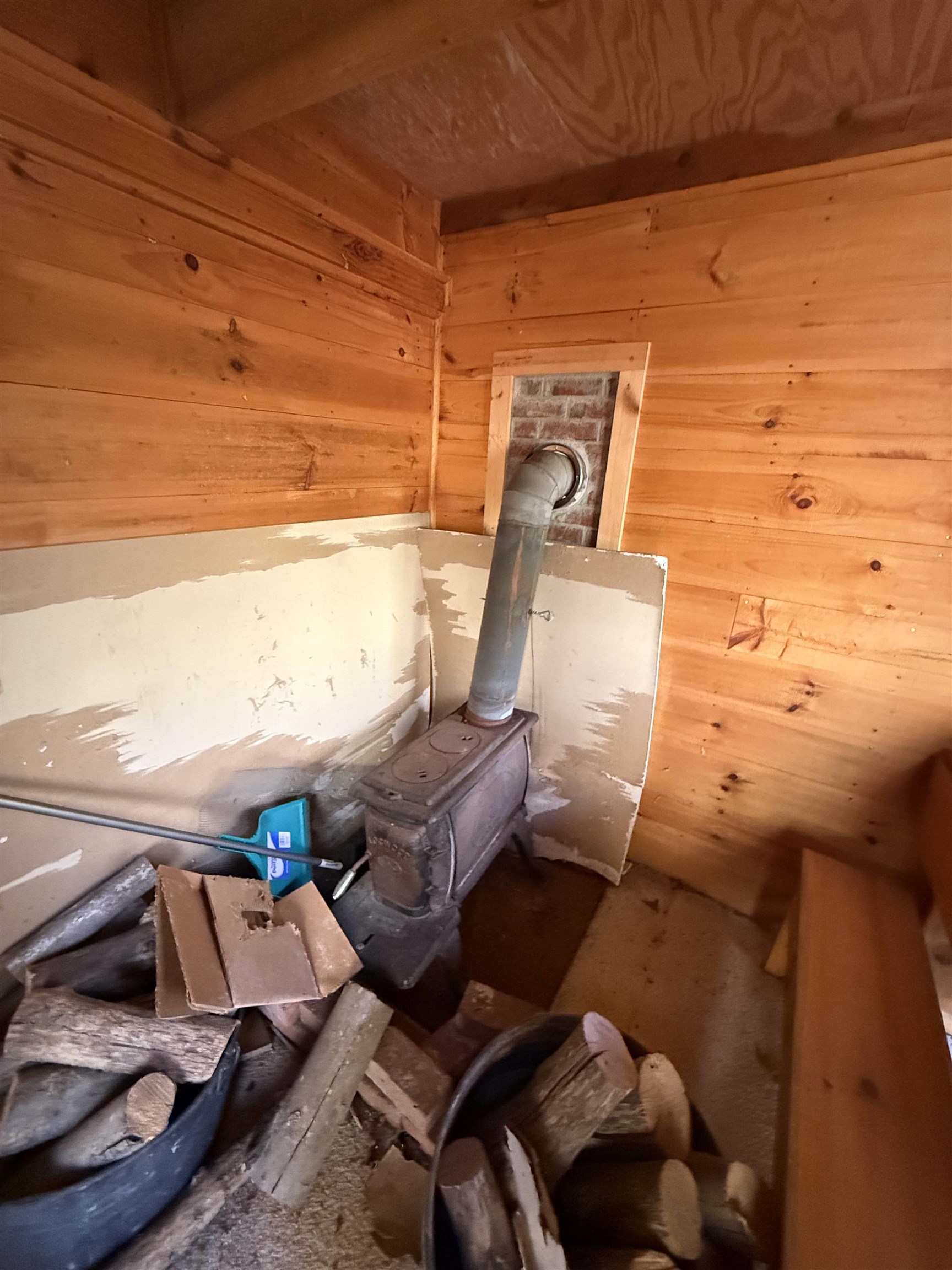 1414 Collins Mill Road Newport Town, VT 05857 - Photo 18 of 36