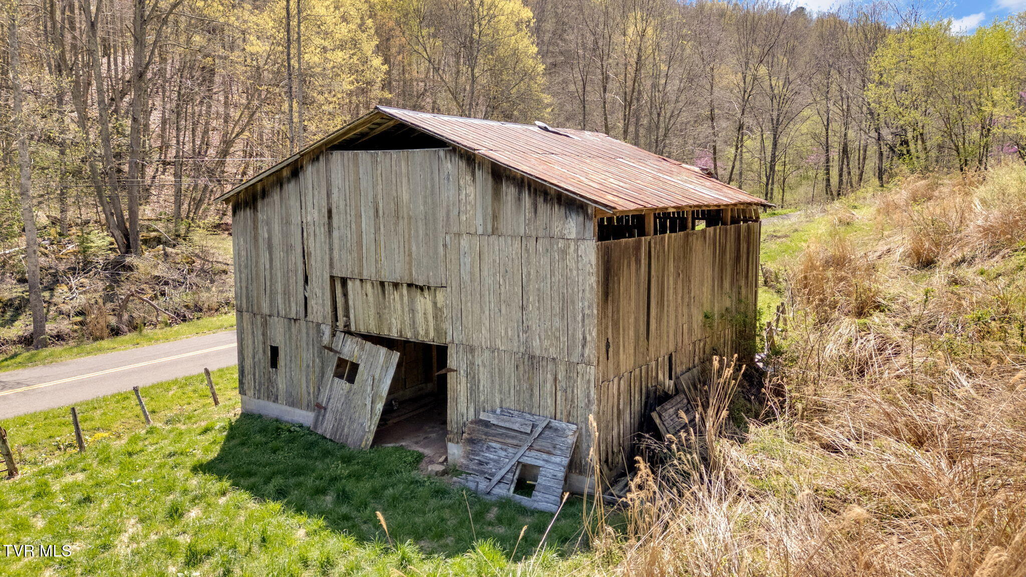 2740 Dry Creek Road Blackwater, VA 24221 - Photo 15 of 38 15-web-or-mls-DJI_20250409141303_0076_D