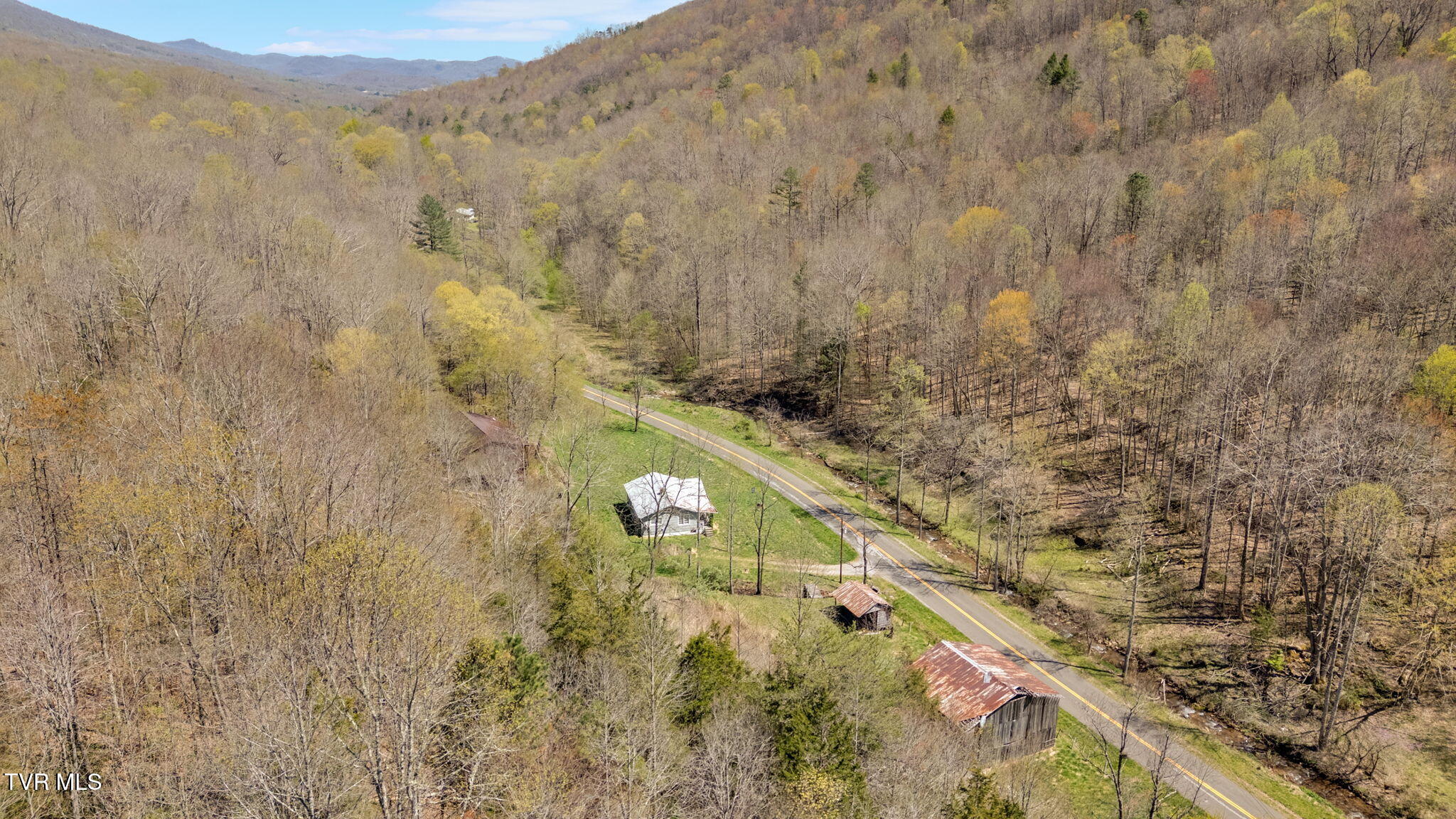 2740 Dry Creek Road Blackwater, VA 24221 - Photo 10 of 38 10-web-or-mls-DJI_20250409141143_0051_D