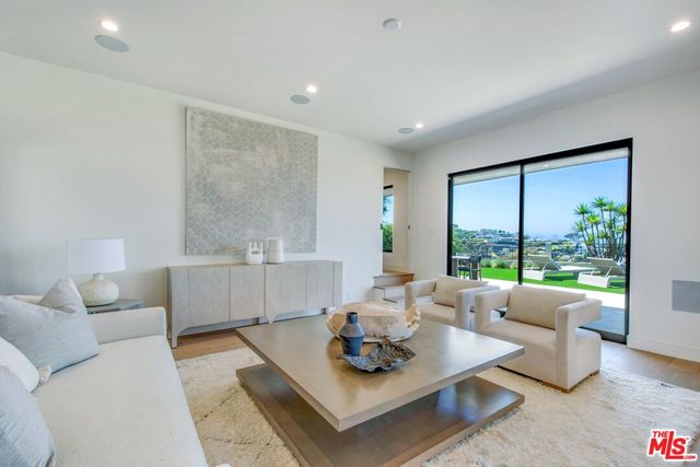 $3,800,000 | 4217 Don Carlos Drive, Los Angeles, CA 90008