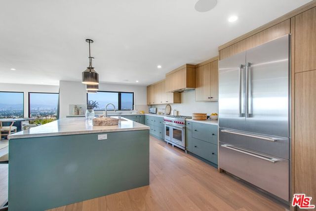 $3,800,000 | 4217 Don Carlos Drive, Los Angeles, CA 90008