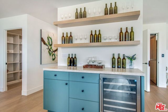 $3,800,000 | 4217 Don Carlos Drive, Los Angeles, CA 90008