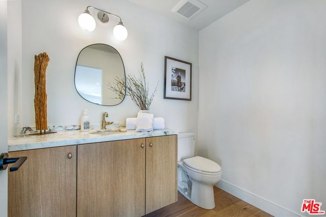 $3,800,000 | 4217 Don Carlos Drive, Los Angeles, CA 90008