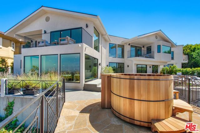 $3,800,000 | 4217 Don Carlos Drive, Los Angeles, CA 90008