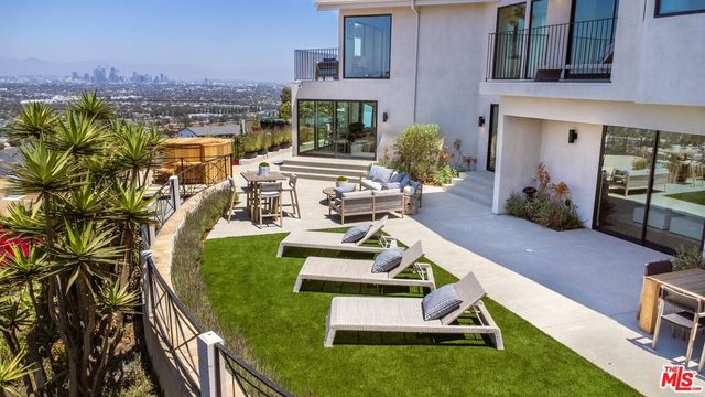 $3,800,000 | 4217 Don Carlos Drive, Los Angeles, CA 90008