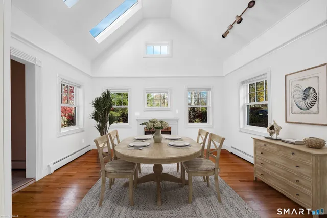 $3,500 | 90 Boston Post Road, Madison, CT 06443