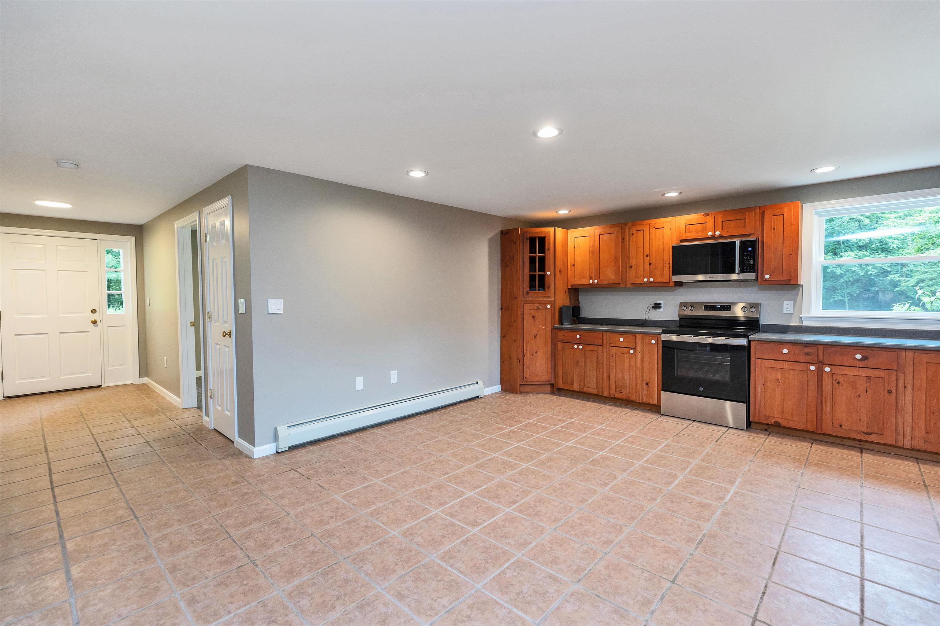489 Greenfield Road Peterborough, NH 03458 - Photo 17 of 44