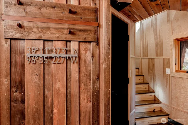 $1,135,000 | 24123 7th Avenue West, Bothell, WA 98021