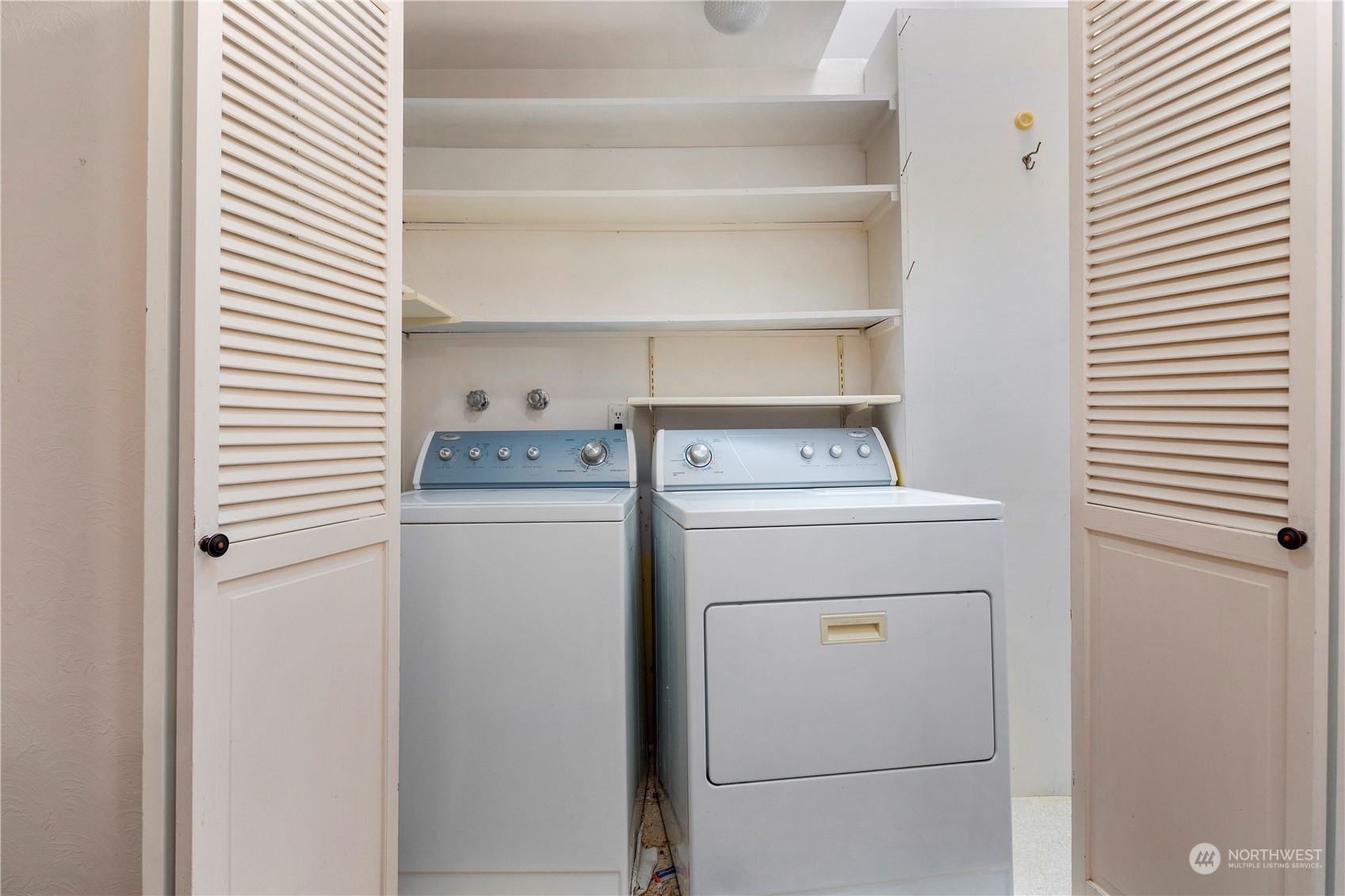 5020 Crest Lane Everett, WA 98203 - Photo 21 of 37