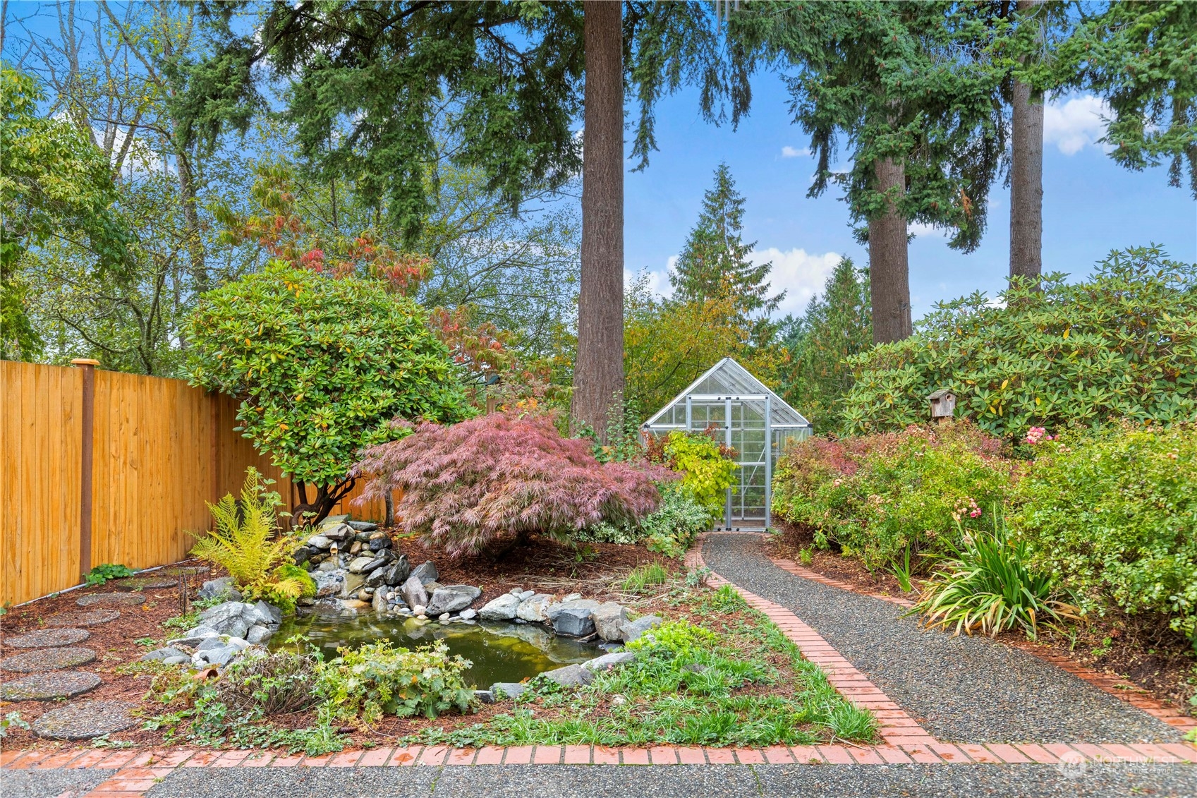 5020 Crest Lane Everett, WA 98203 - Photo 25 of 37