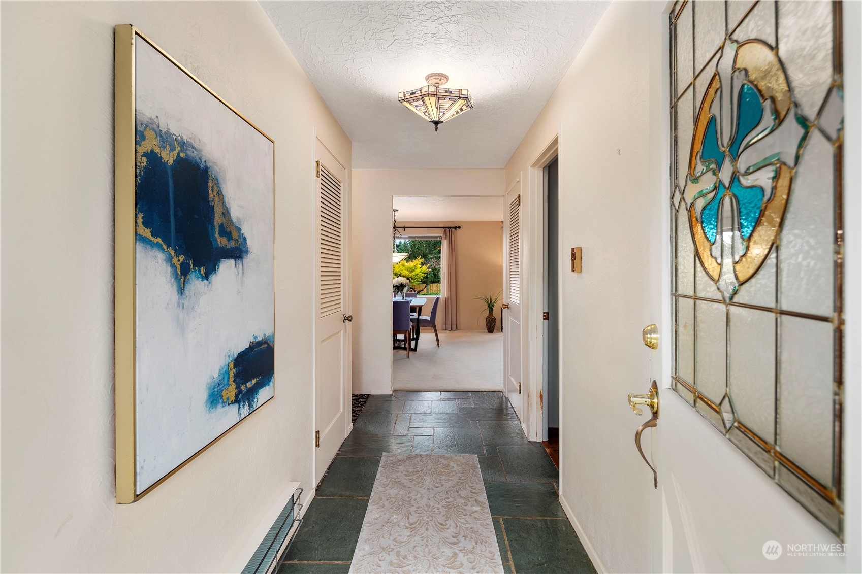 5020 Crest Lane Everett, WA 98203 - Photo 4 of 37