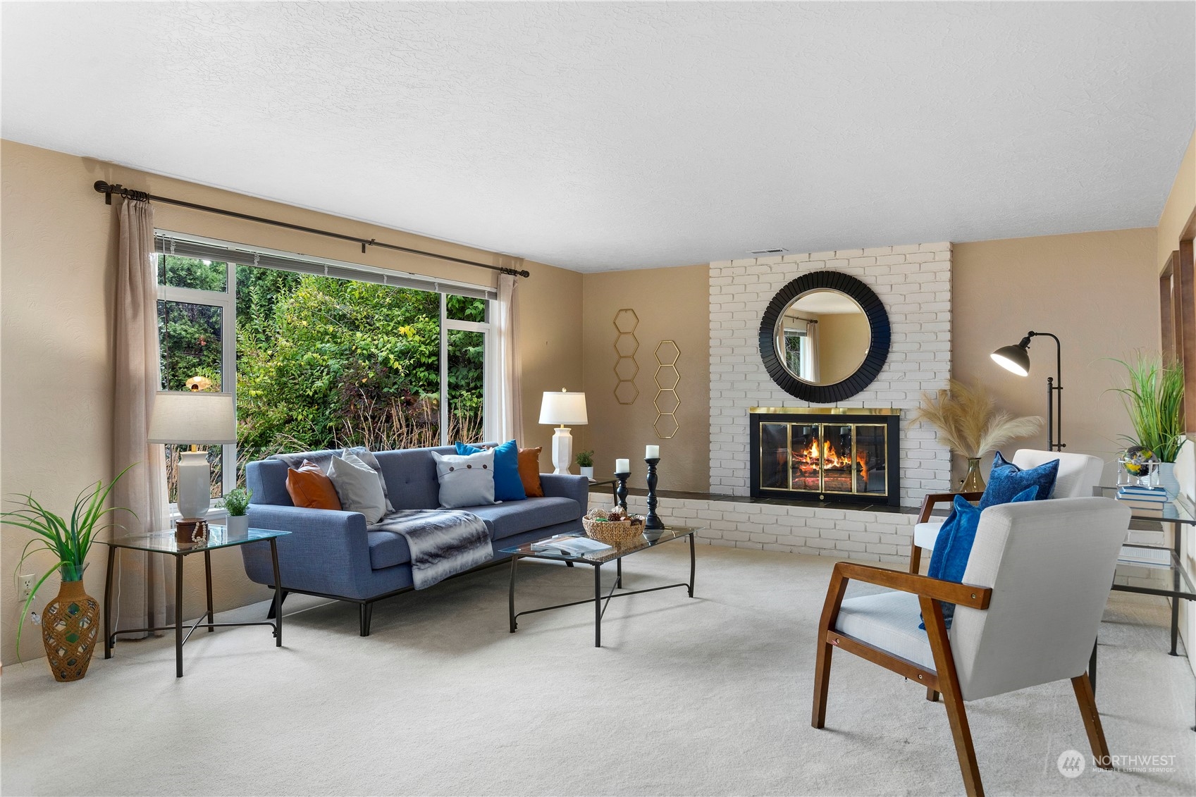 5020 Crest Lane Everett, WA 98203 - Photo 6 of 37